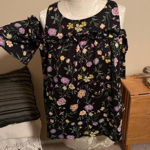 Lauren Conrad cold shoulder floral top, size large